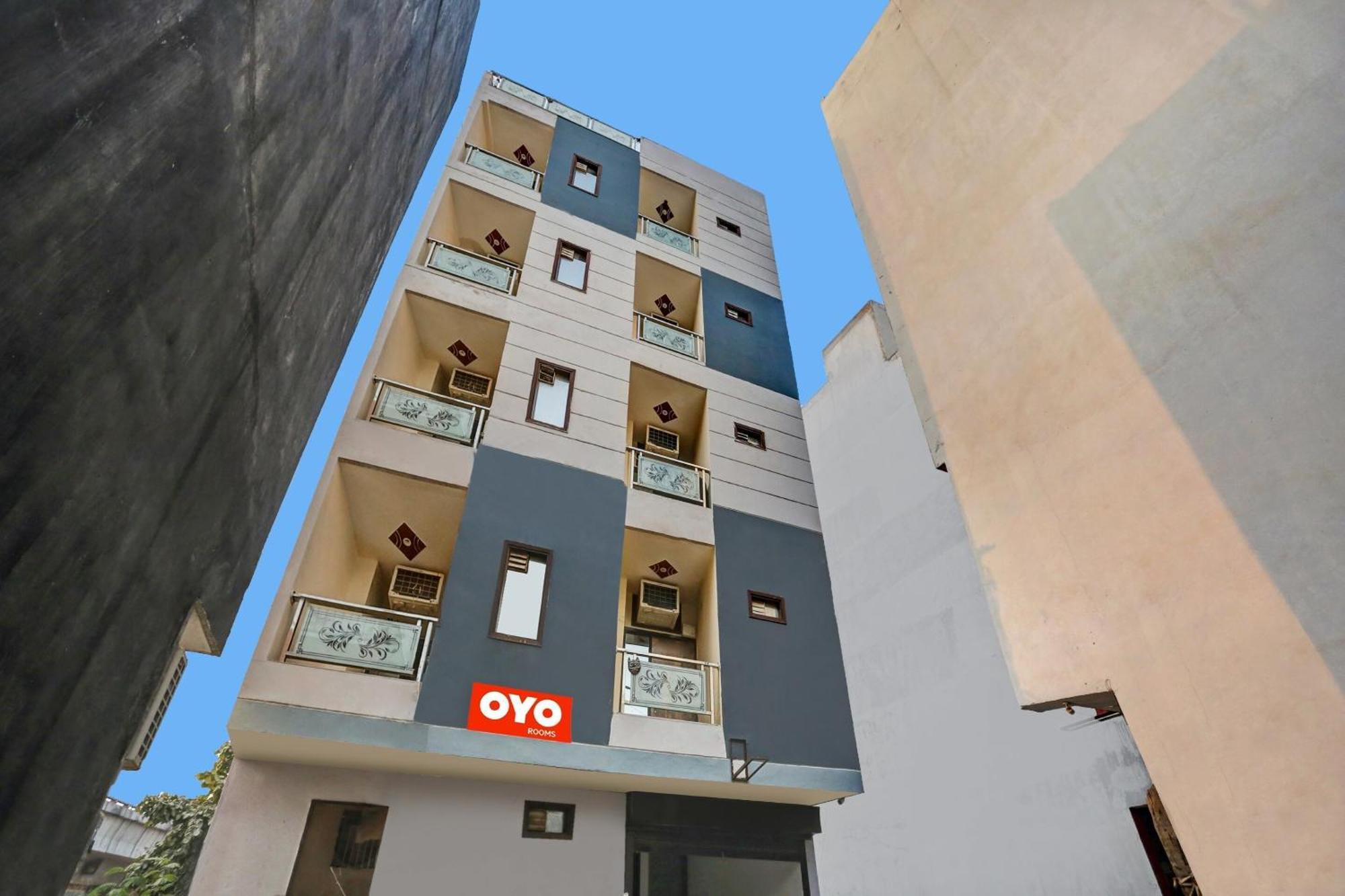 Hotel O Hotel Blue Orchid Új-Delhi Kültér fotó